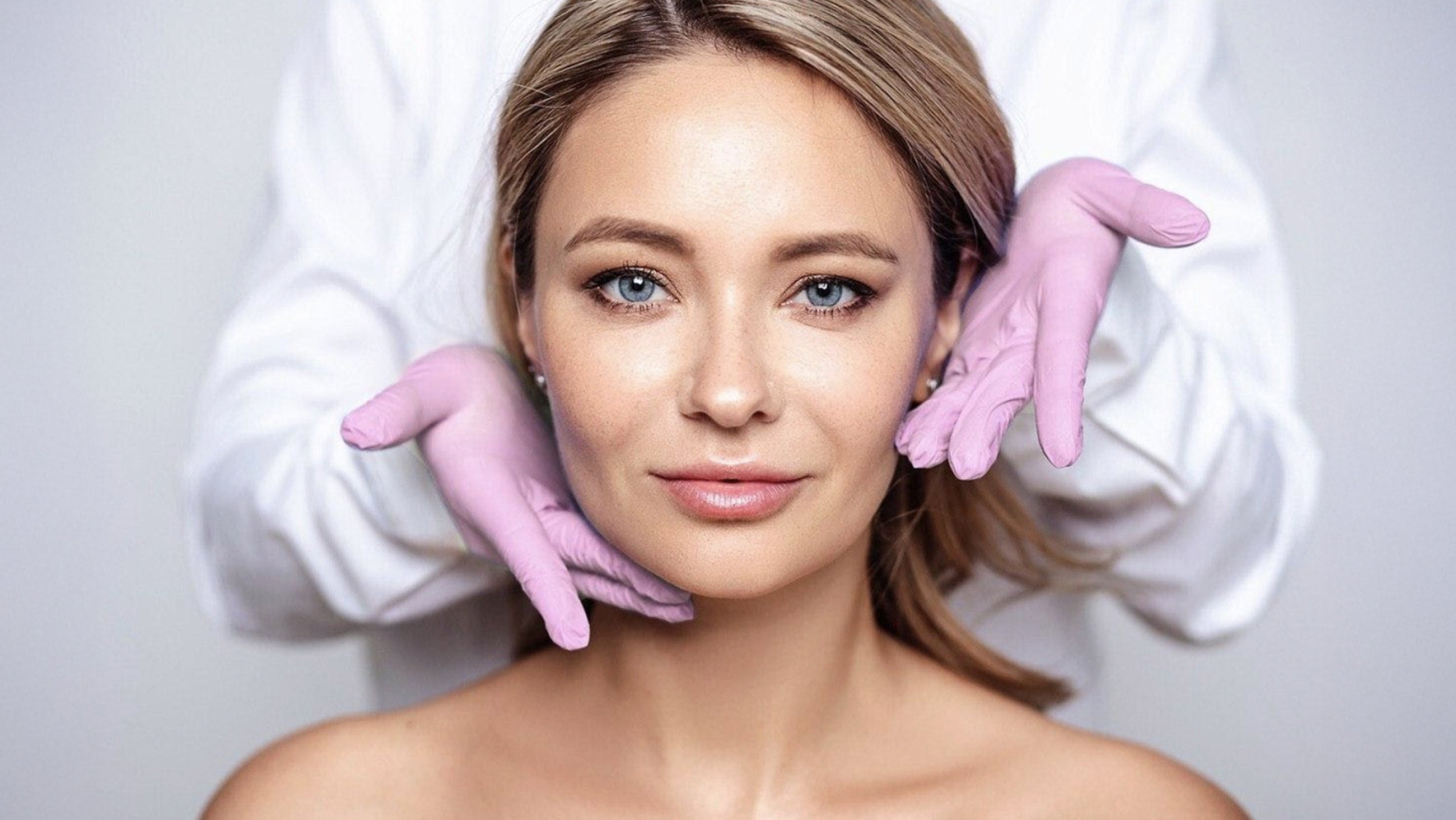 A woman receives botox injections and wonders, how long does botox last?