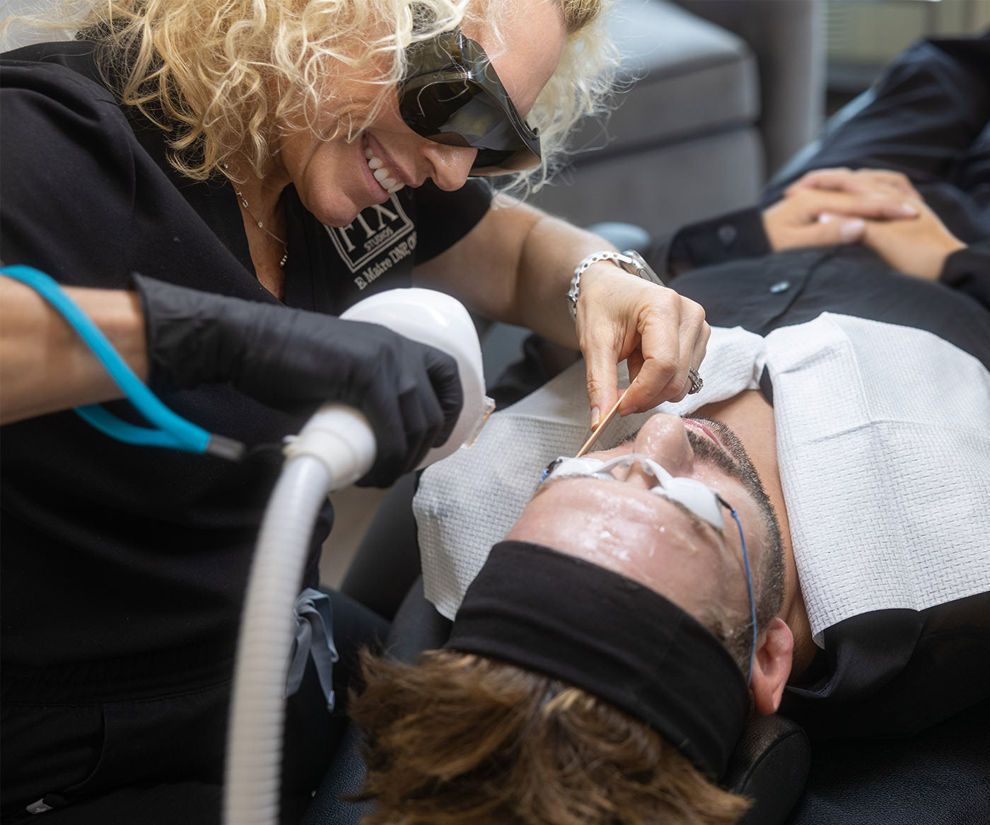 Dr. Beth Matre performs a Lumecca IPL photofacial treatment in Cincinnati Mason at Fix Studios