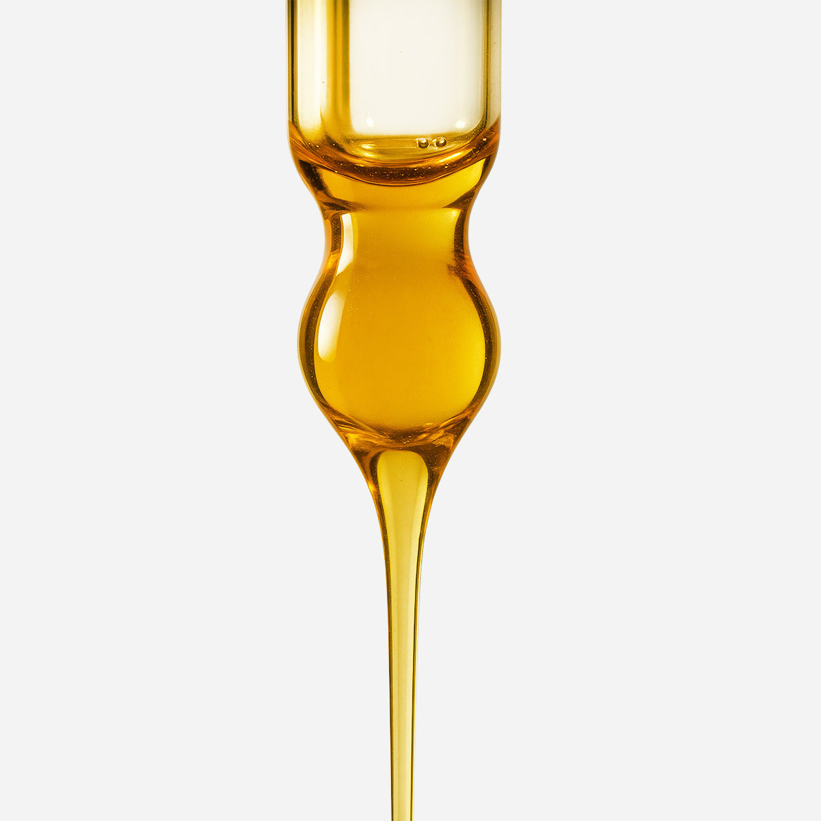 Fix Studios medical-grade Refinity™ Advanced Retinoid Night Serum dropper